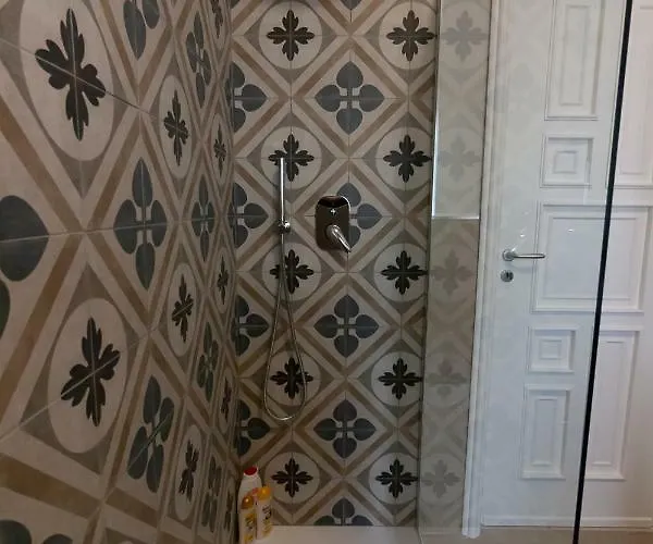 Sottovento לינה וארוחת בוקר טרני