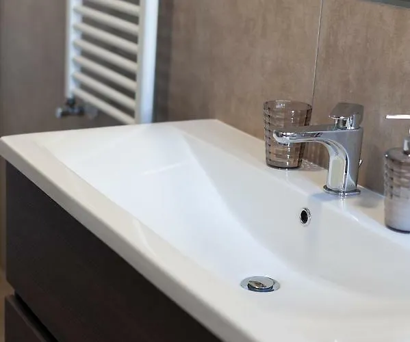 Sottovento לינה וארוחת בוקר 4*