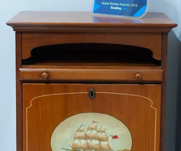 Sottovento לינה וארוחת בוקר טרני